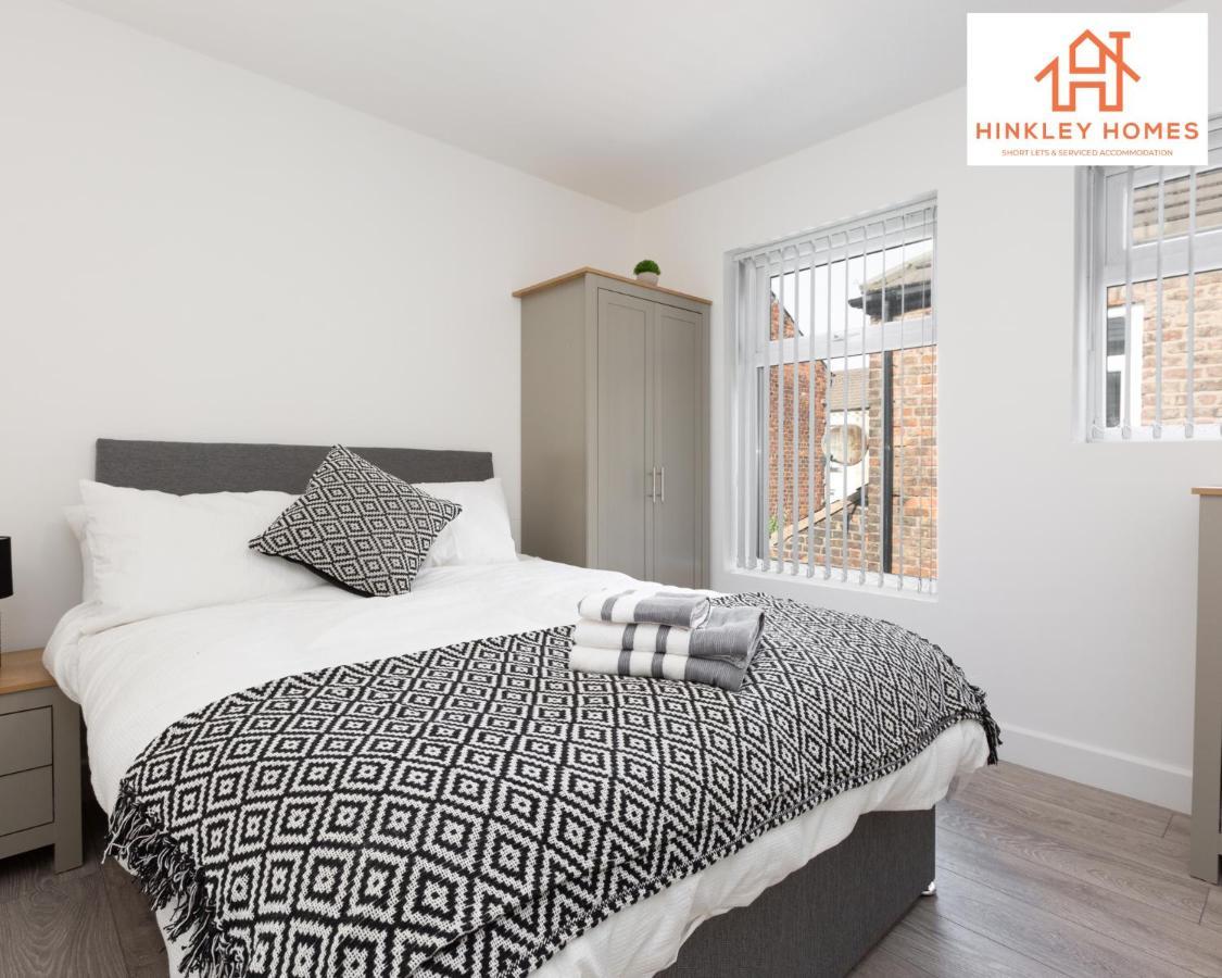 New Immaculate 5bed - Parking - Links - 5 By Hinkley Homes Short Lets & Serviced * Liverpool