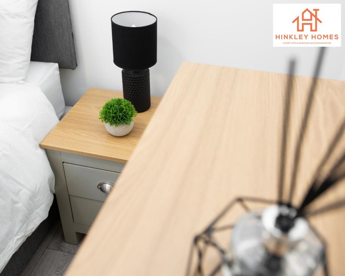 New Immaculate 5bed - Parking - Links - 5 By Hinkley Homes Short Lets & Serviced * Liverpool
